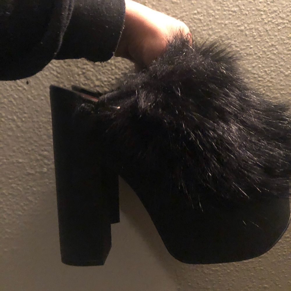 YRU PLATFORM HEELS - Picture 3 of 6